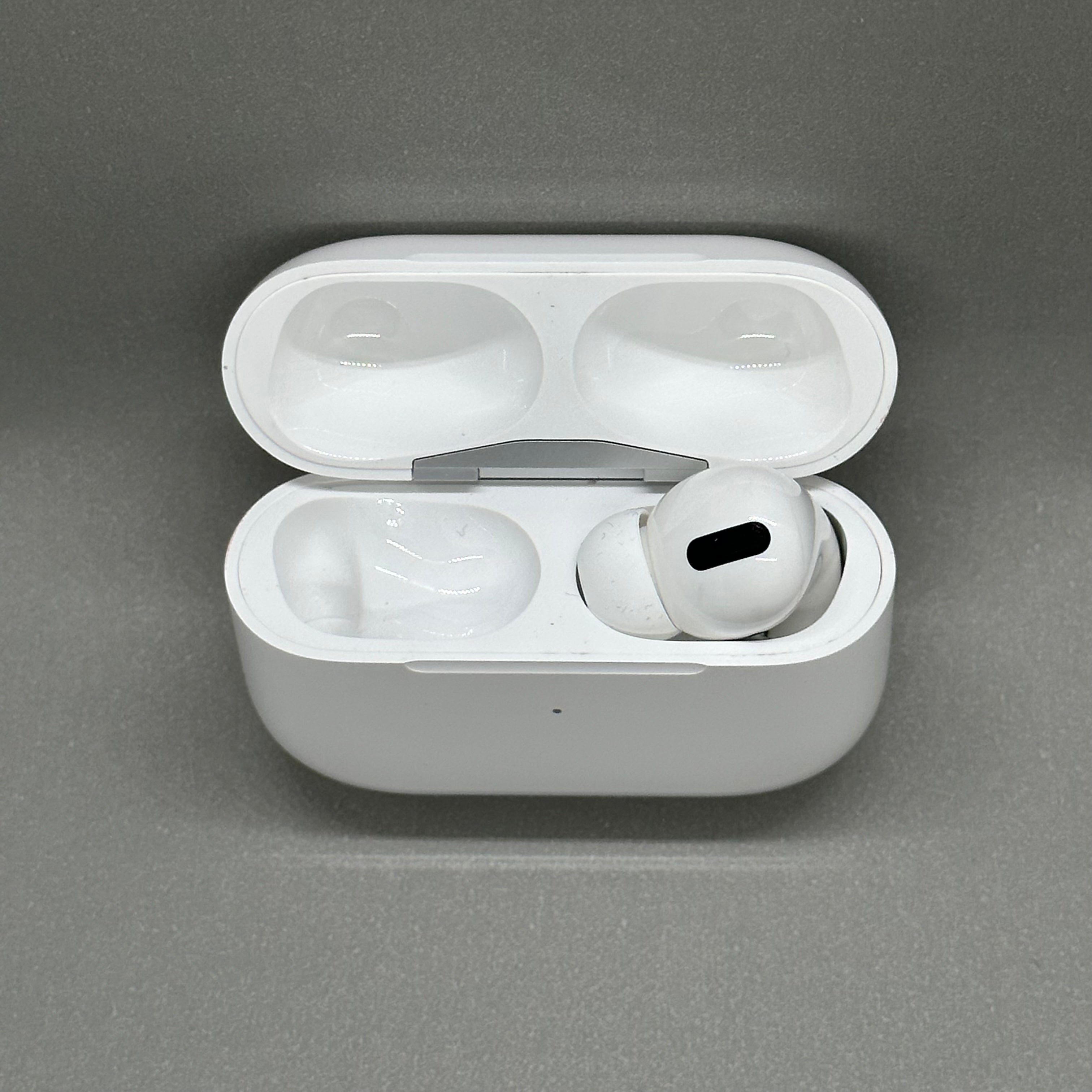 Left authentic air pod pro