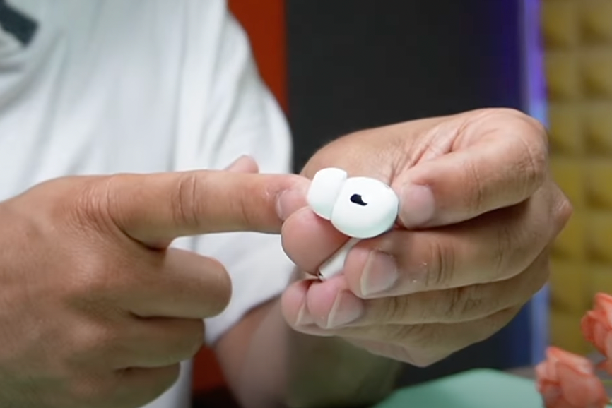 Buy single airpod pro sale
