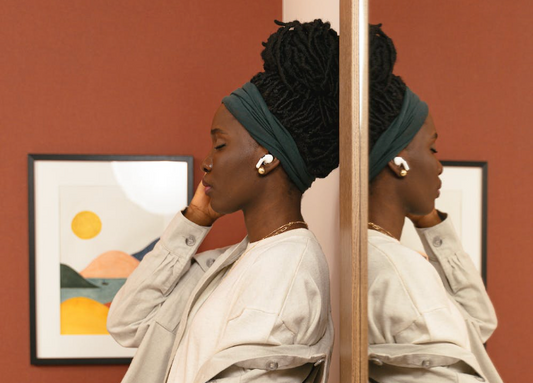 Woman listening to music with refurbished airpods pro from the InstantPods