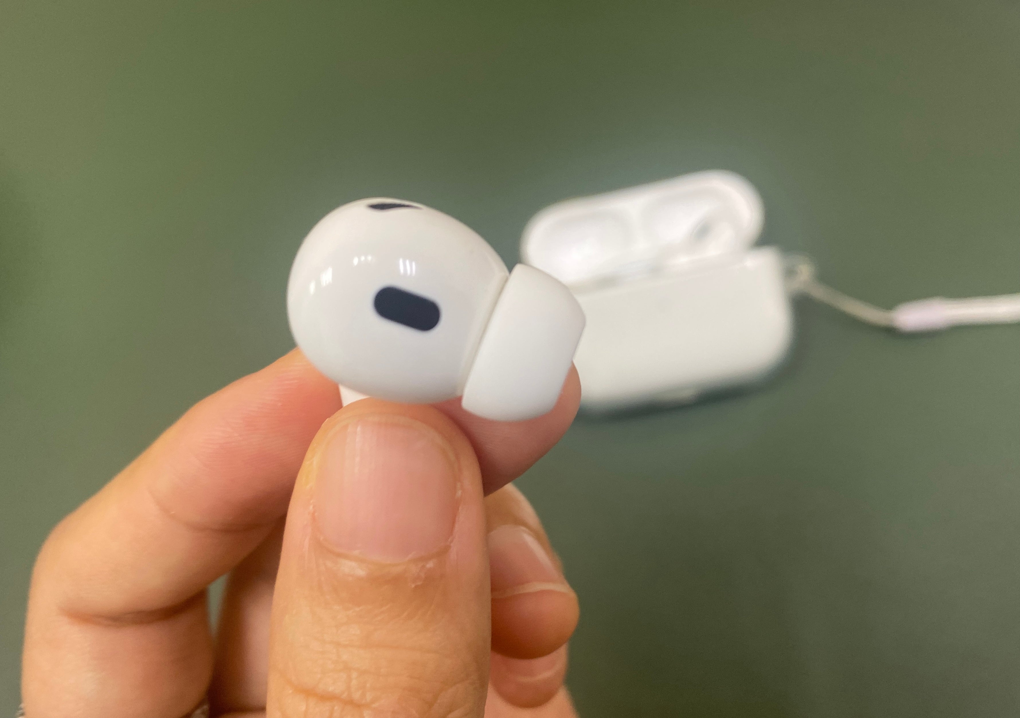 airpods-pro-2nd-gen-review-better-sound-improved-anc-minimal-design